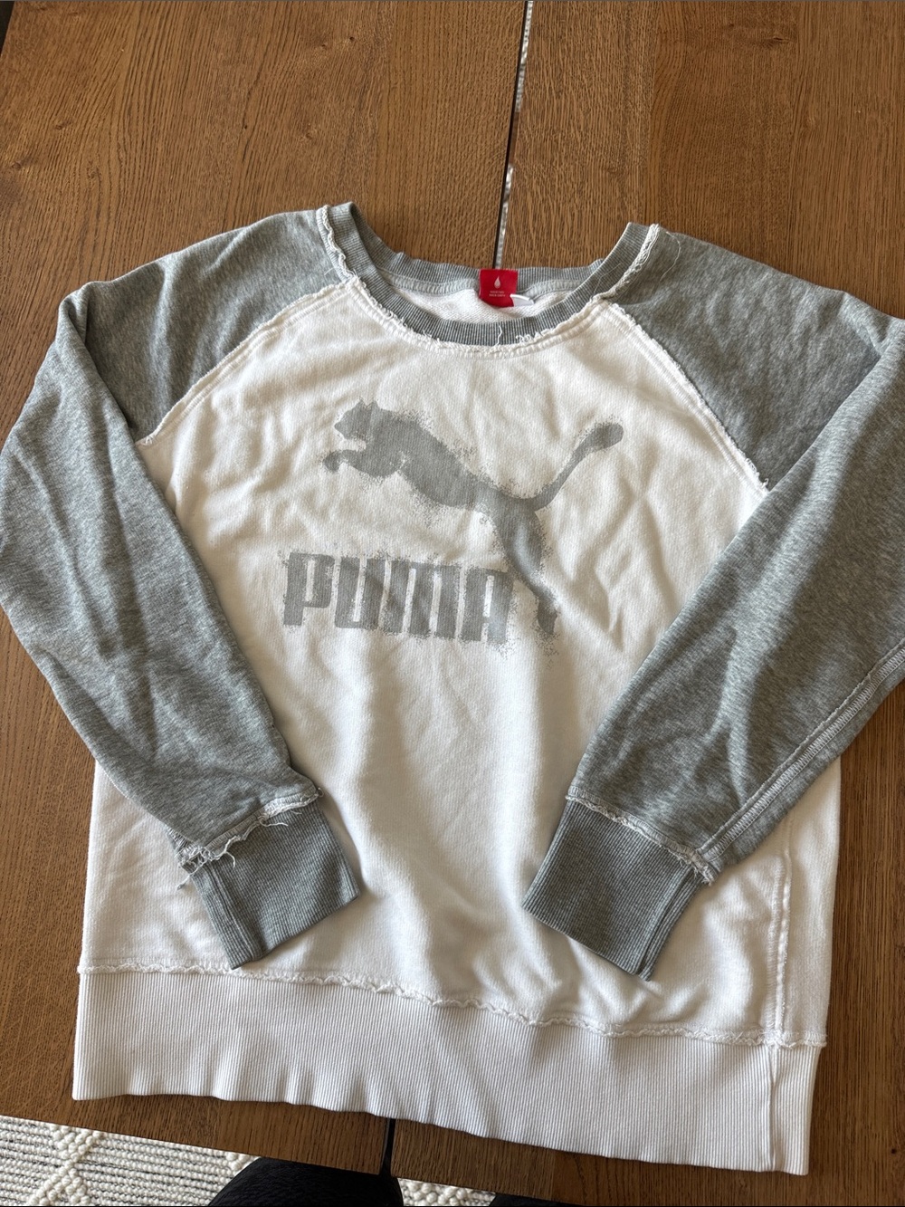 Puma Womens White & Gray Raglan Sweatshirt